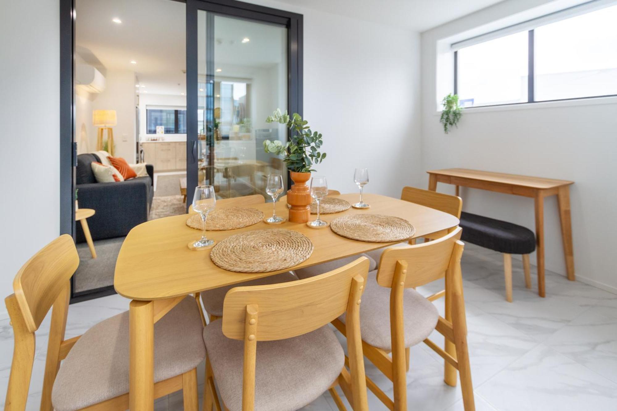 Modern City Lifestyle: 2 Bedroom 1 Bath ไครสต์เชิร์ช ภายนอก รูปภาพ