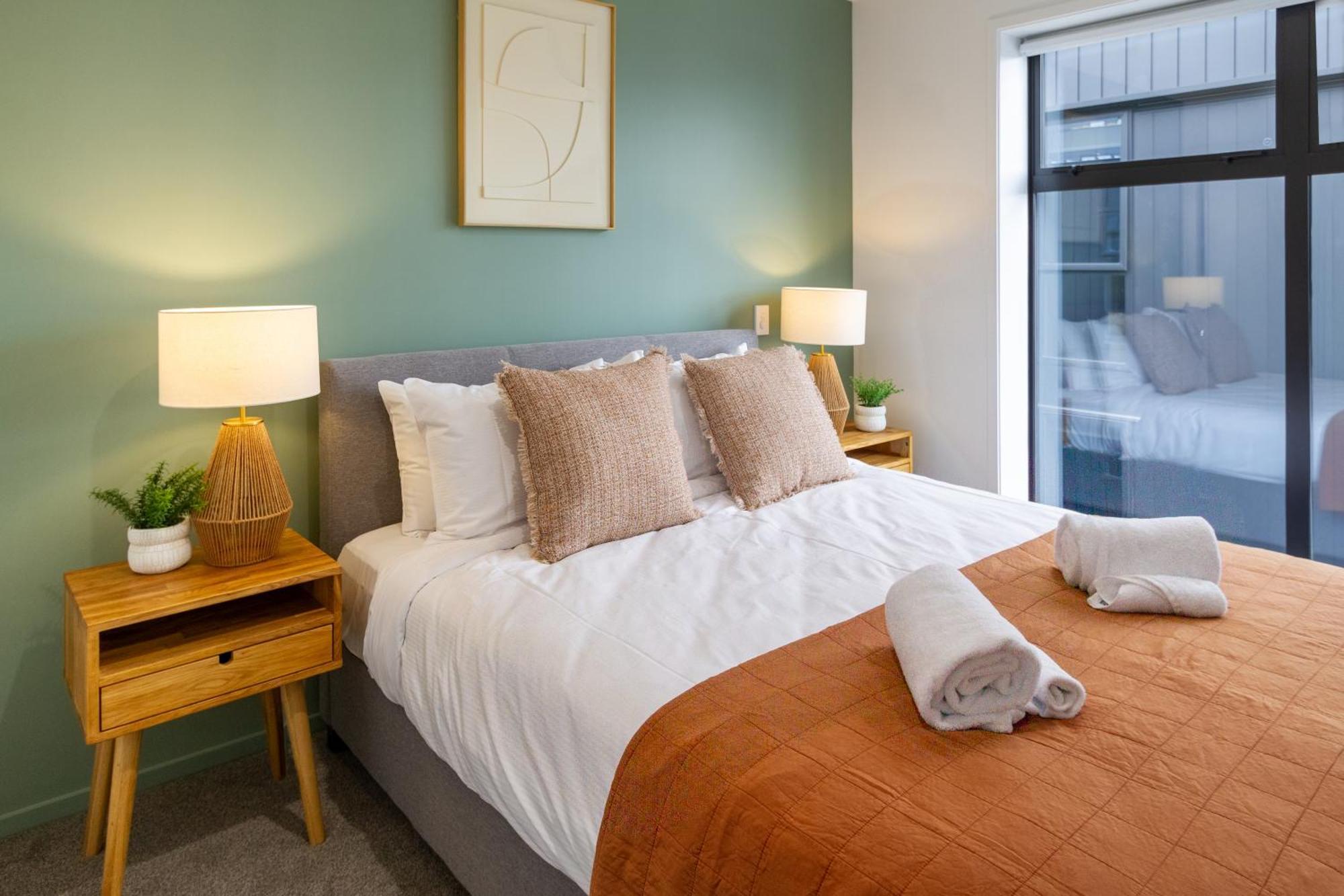 Modern City Lifestyle: 2 Bedroom 1 Bath ไครสต์เชิร์ช ภายนอก รูปภาพ